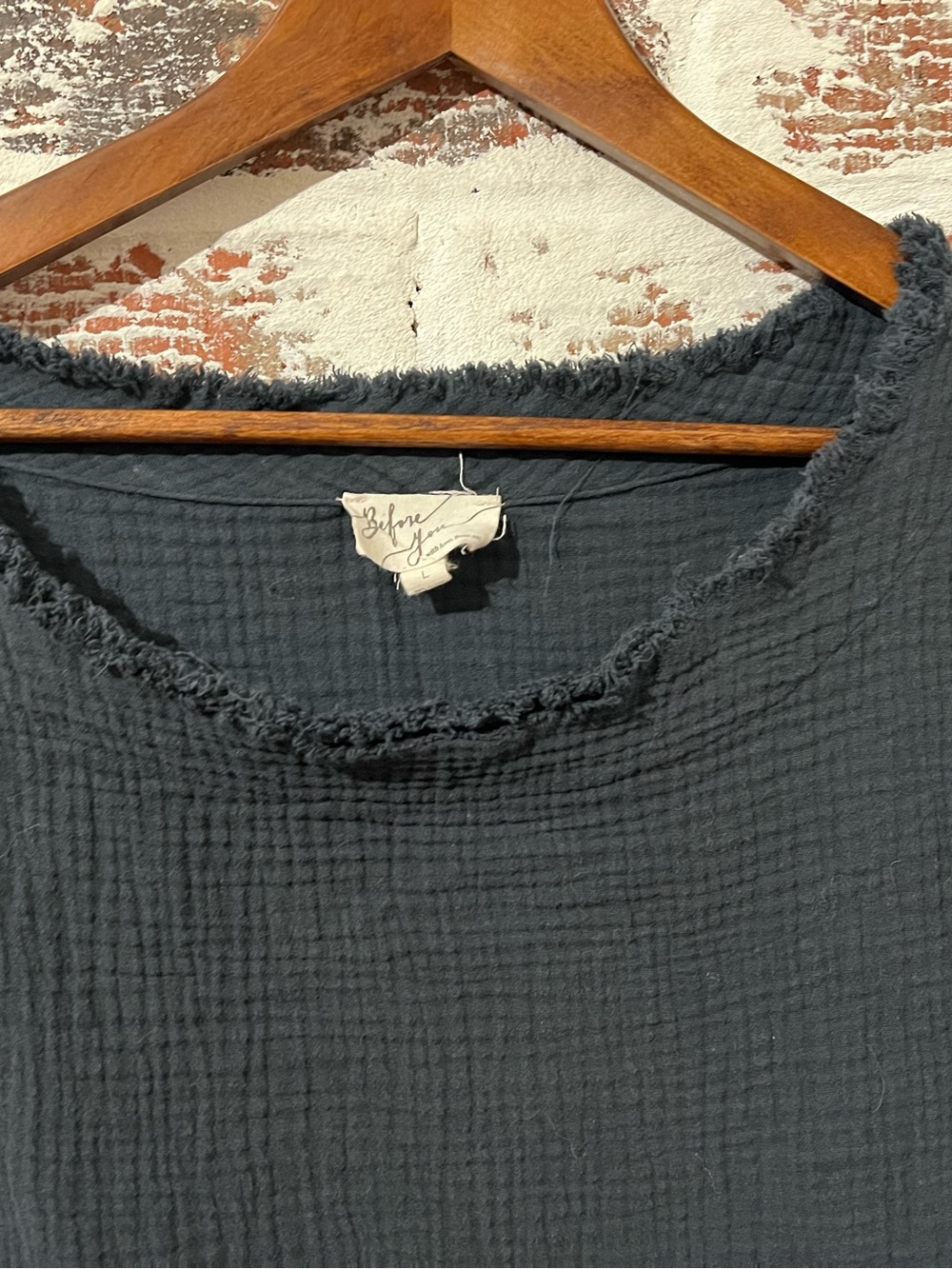 Before You Cotton Gauze Blouse Dark Gray Frayed Trim Coastal Granola Girl Sz L - Picture 3 of 9